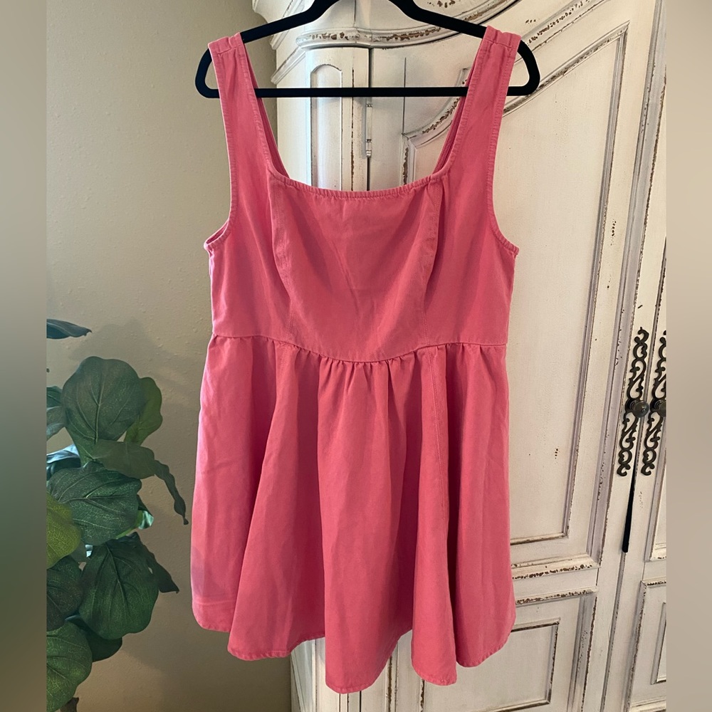 Pink Sleeveless Dress